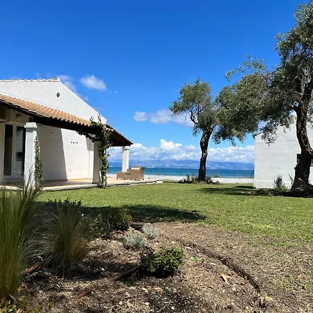 Вилла Beachfront With Garden - Valentine Corfu *